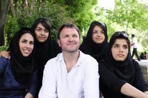 iranian_girls_photo_tour_leader